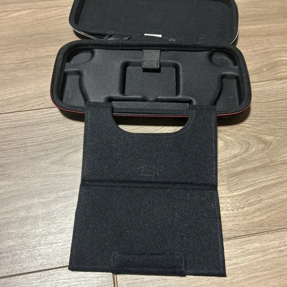 Nintendo Switch Game Traveler Carrying Case Black w/ Storage Pocket w/ Zipper
